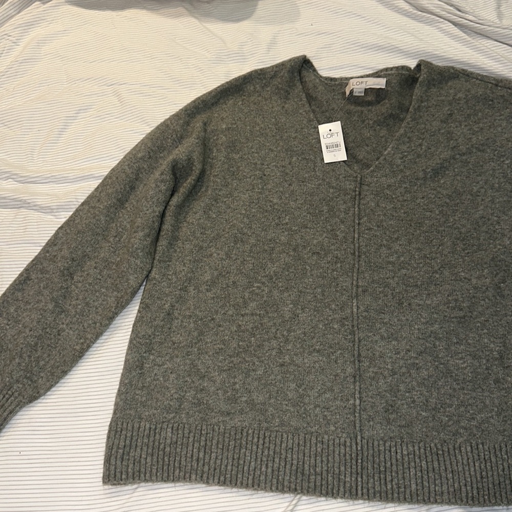 Loft sweater - Picture 2 of 6